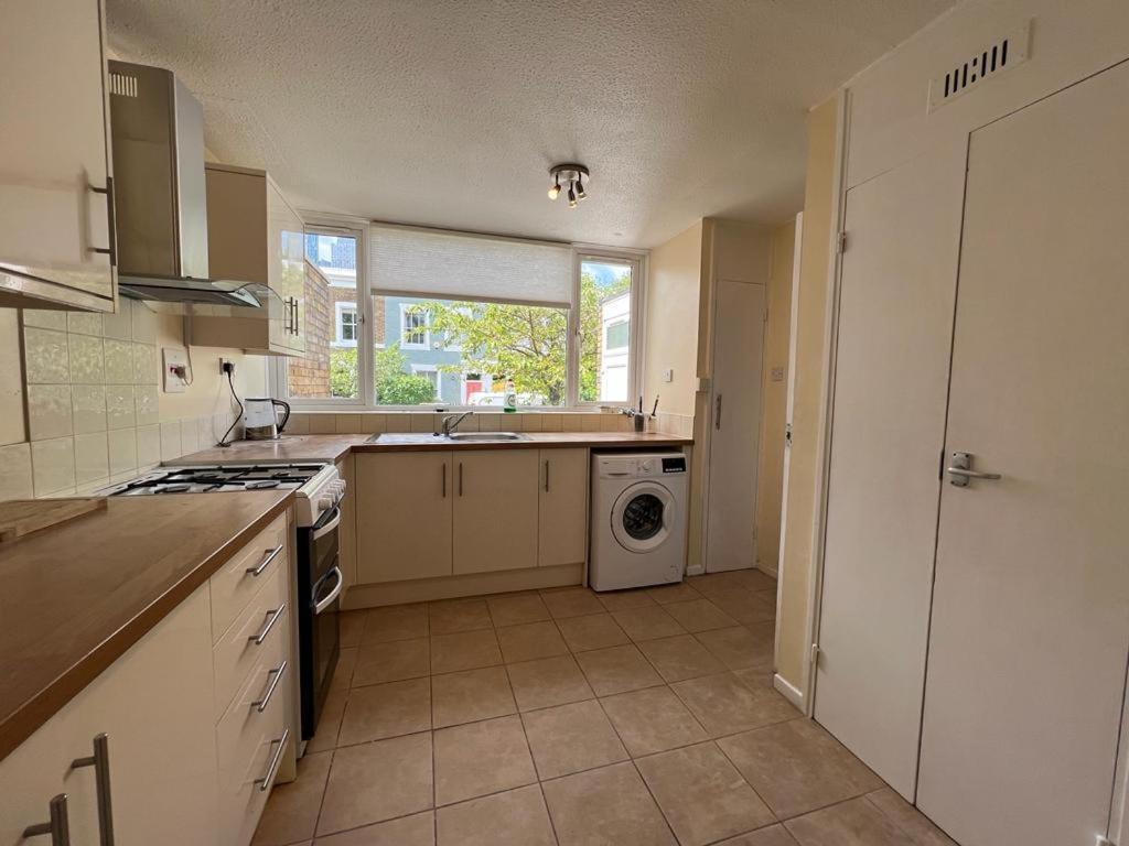 Lovely 4Bed Property, London 8Min To Oxford Street מראה חיצוני תמונה